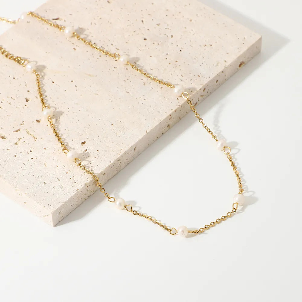 Collar de perlas de agua dulce bañado en oro de 18 quilates