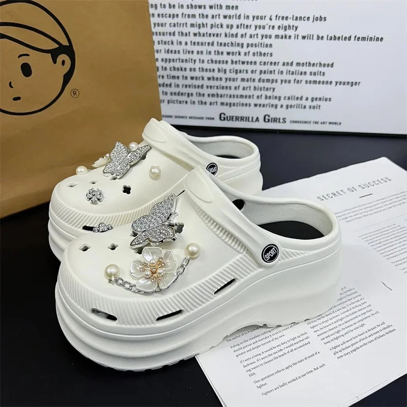 Nuevas zapatillas bonitas de Internet famosas y súper populares para mujer, zapatos de zuecos de moda de verano para exteriores y interiores de doble uso