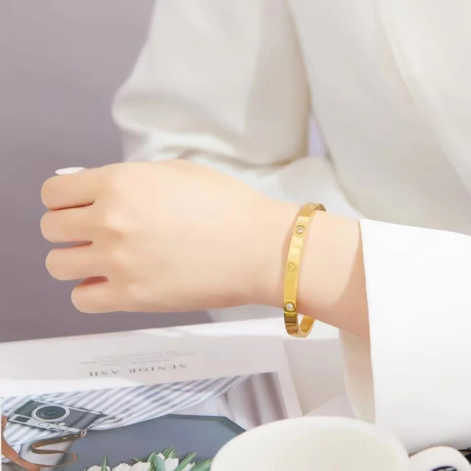 Pulseras de circón brillantes a la moda para mujer, pulseras de amor con estampado de trébol, brazaletes de acero inoxidable, regalo de joyería femenina