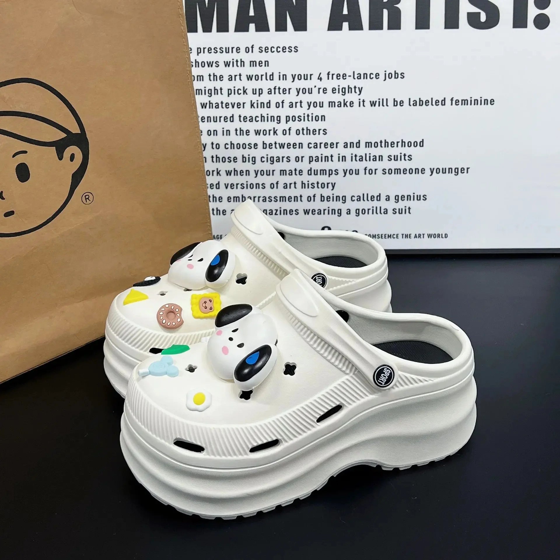 Nuevas zapatillas bonitas de Internet famosas y súper populares para mujer, zapatos de zuecos de moda de verano para exteriores y interiores de doble uso