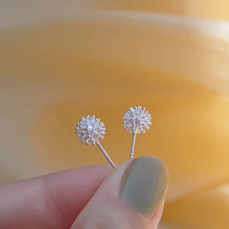 Pendientes de tuerca con forma de mariposa y corazón para mujer, Mini estrella, Color plateado, con agujas de plata 925, hipoalergénico, uso diario, regalo Pierc para niñas