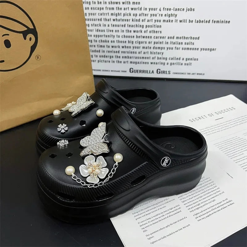 Nuevas zapatillas bonitas de Internet famosas y súper populares para mujer, zapatos de zuecos de moda de verano para exteriores y interiores de doble uso