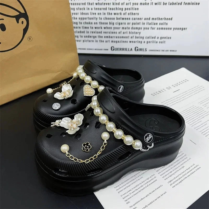 Nuevas zapatillas bonitas de Internet famosas y súper populares para mujer, zapatos de zuecos de moda de verano para exteriores y interiores de doble uso