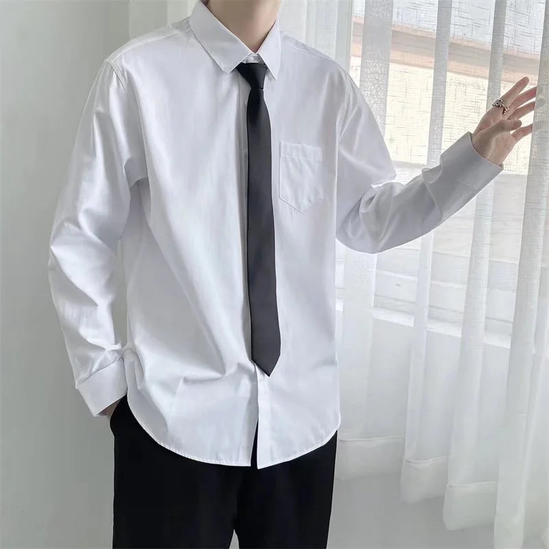 Camisa blanca de manga larga para hombre, holgada, de Color puro, cuello Simple, estilo de pareja, estilo académico, Dk coreano