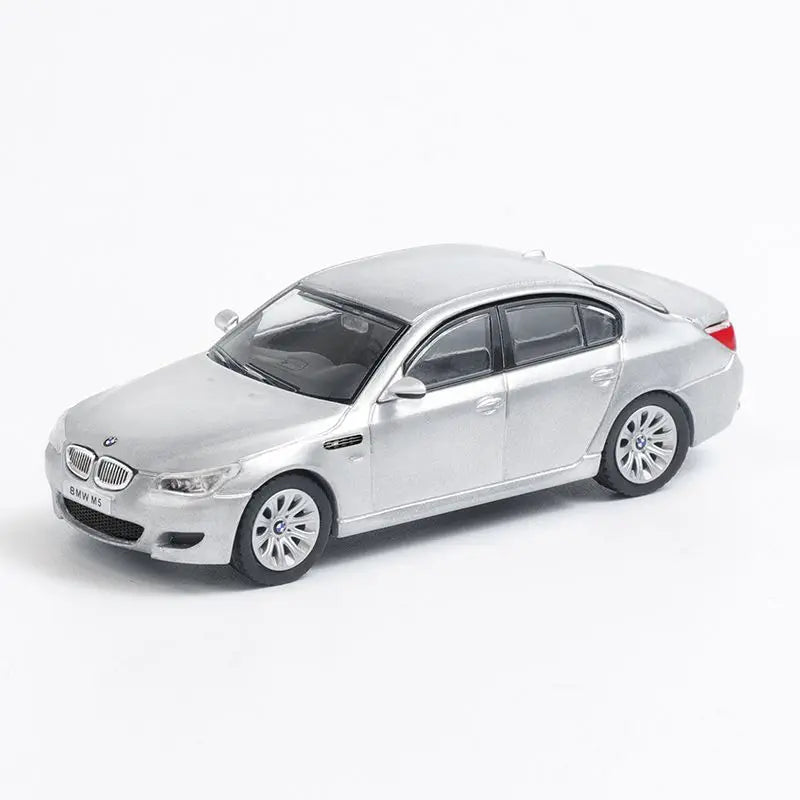 SHADOW 1:64 M5 E60 coche modelo de aleación para seis colores