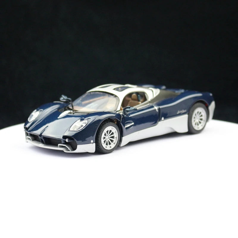Coche deportivo de aleación Pagani Utopia 1:32, modelo de vehículos de carreras de Metal fundido a presión, modelo de simulación de sonido y luz, juguete para regalo para niños