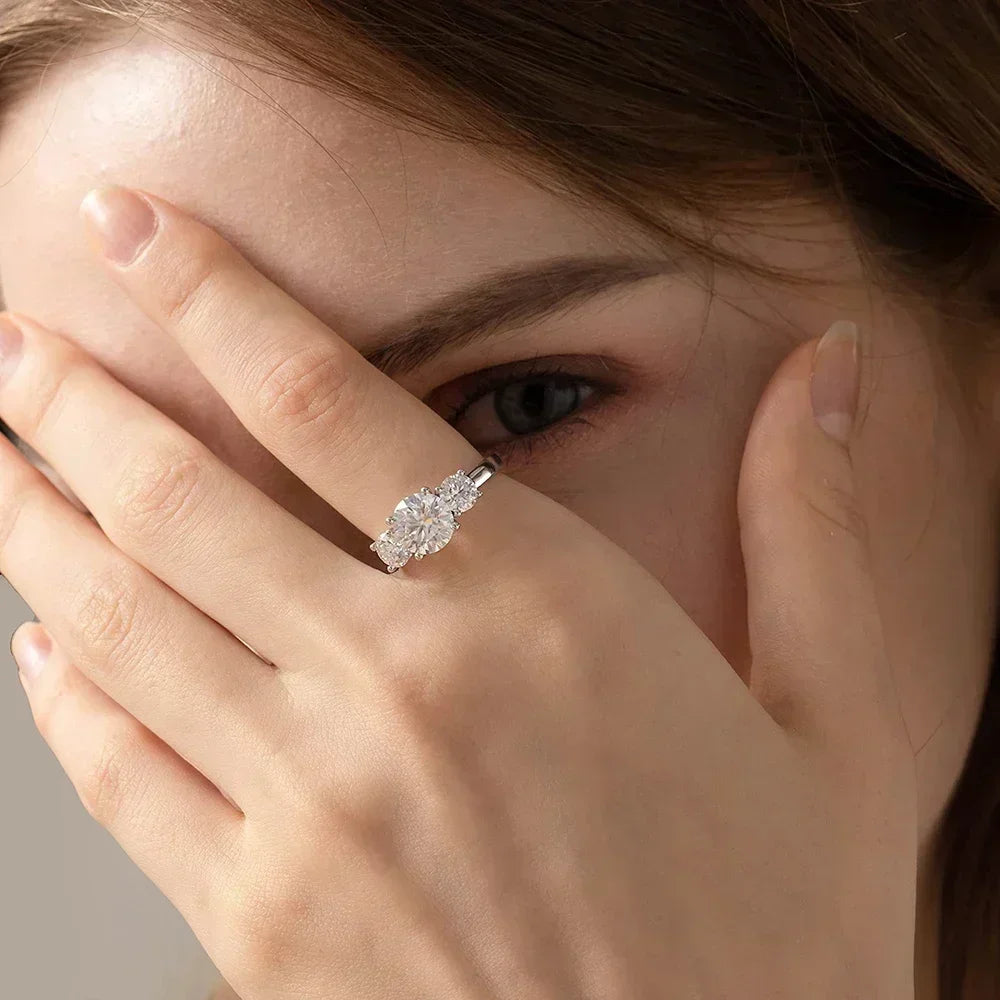 Anillo de compromiso de diamante moissanita de 4 quilates con certificados, alianza de boda de tres piedras de Plata de Ley 925 para mujer, joyería fina