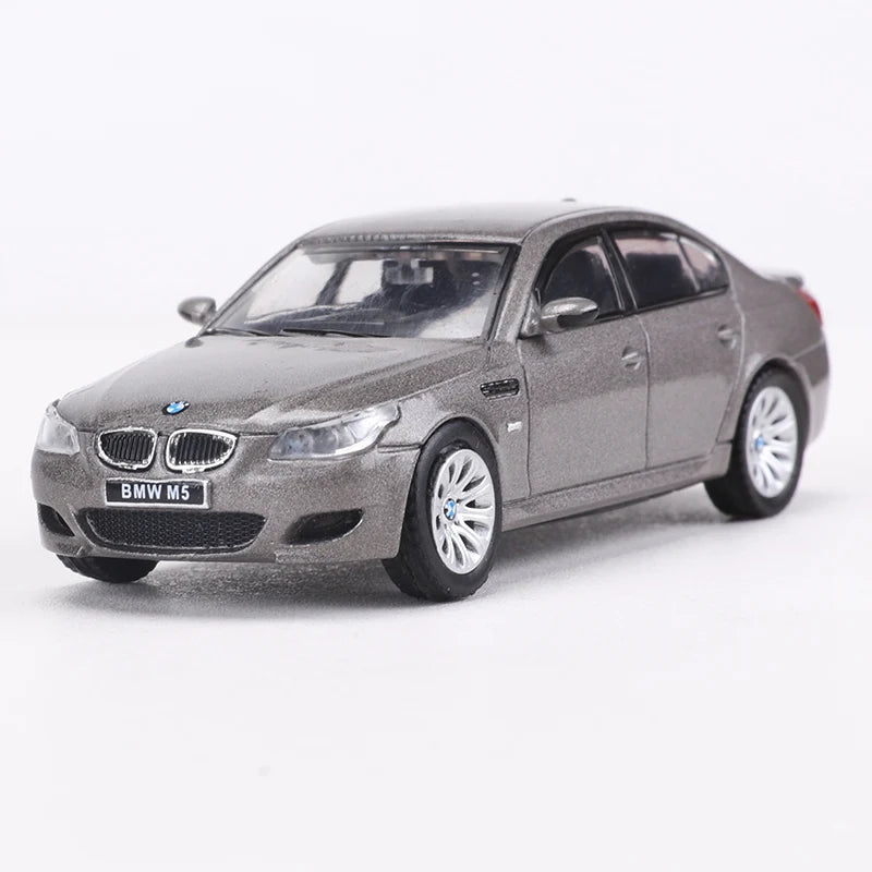 SHADOW 1:64 M5 E60 coche modelo de aleación para seis colores