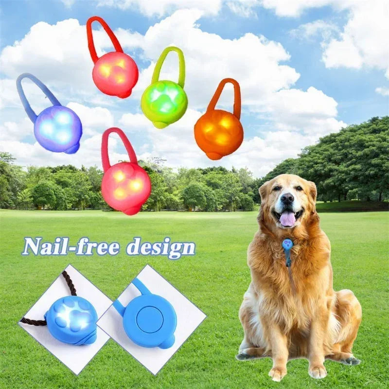 1 unidad de linterna LED nocturna para perro, Collar para perro y gato, colgante brillante, Collar de seguridad para mascotas, collares luminosos de decoración