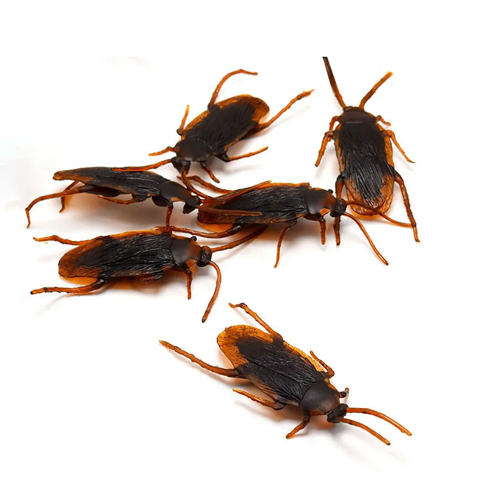 Decoración de Halloween, cucarachas falsas artificiales, insectos de plástico realistas, juguetes novedosos para cucarachas, accesorios espeluznantes de manivela