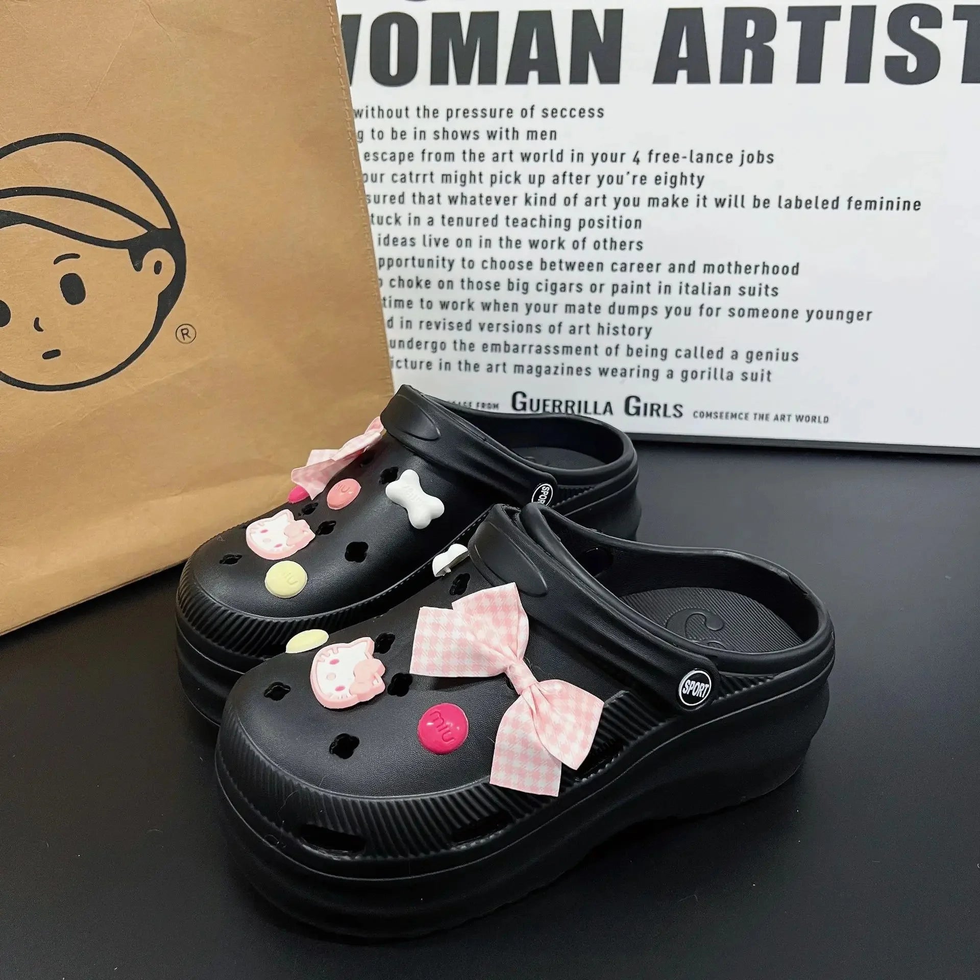Nuevas zapatillas bonitas de Internet famosas y súper populares para mujer, zapatos de zuecos de moda de verano para exteriores y interiores de doble uso