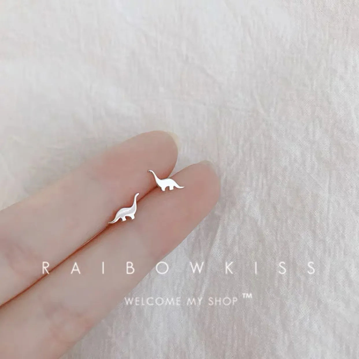 Pendientes de tuerca con forma de mariposa y corazón para mujer, Mini estrella, Color plateado, con agujas de plata 925, hipoalergénico, uso diario, regalo Pierc para niñas