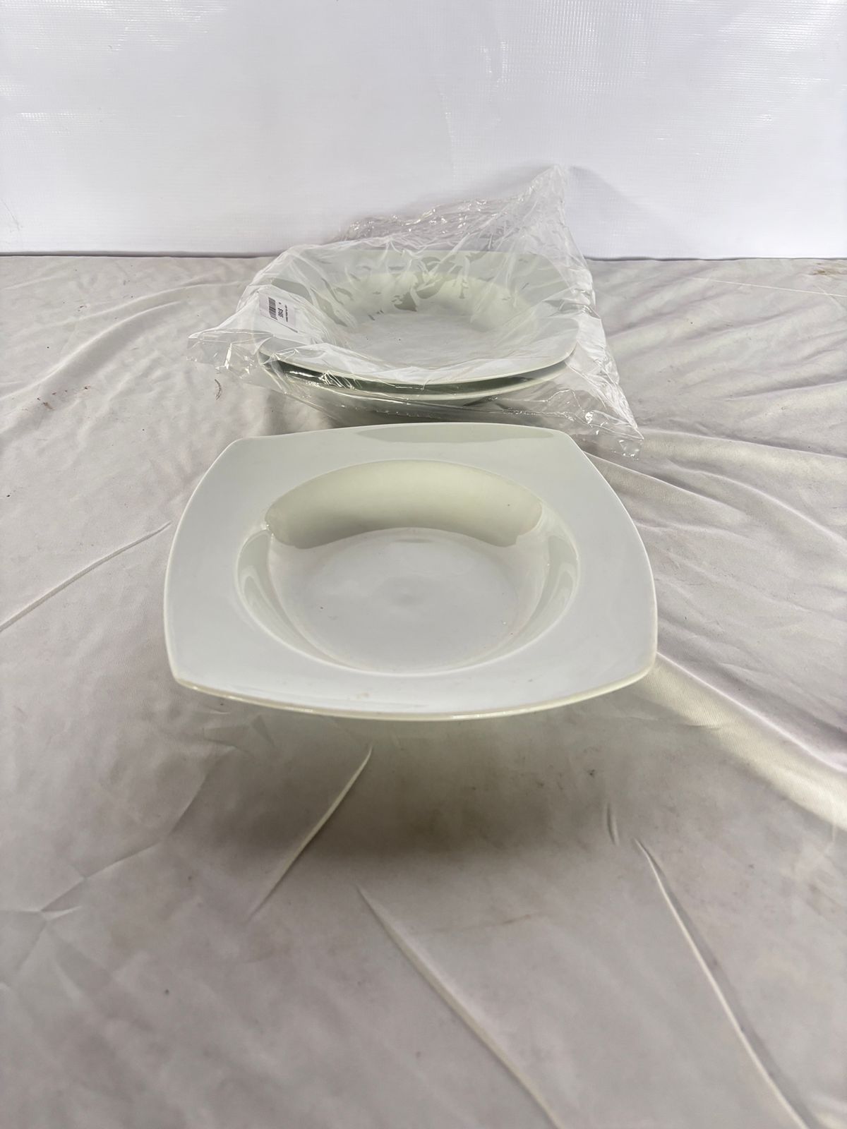 Juego de platos de porcelana blancos