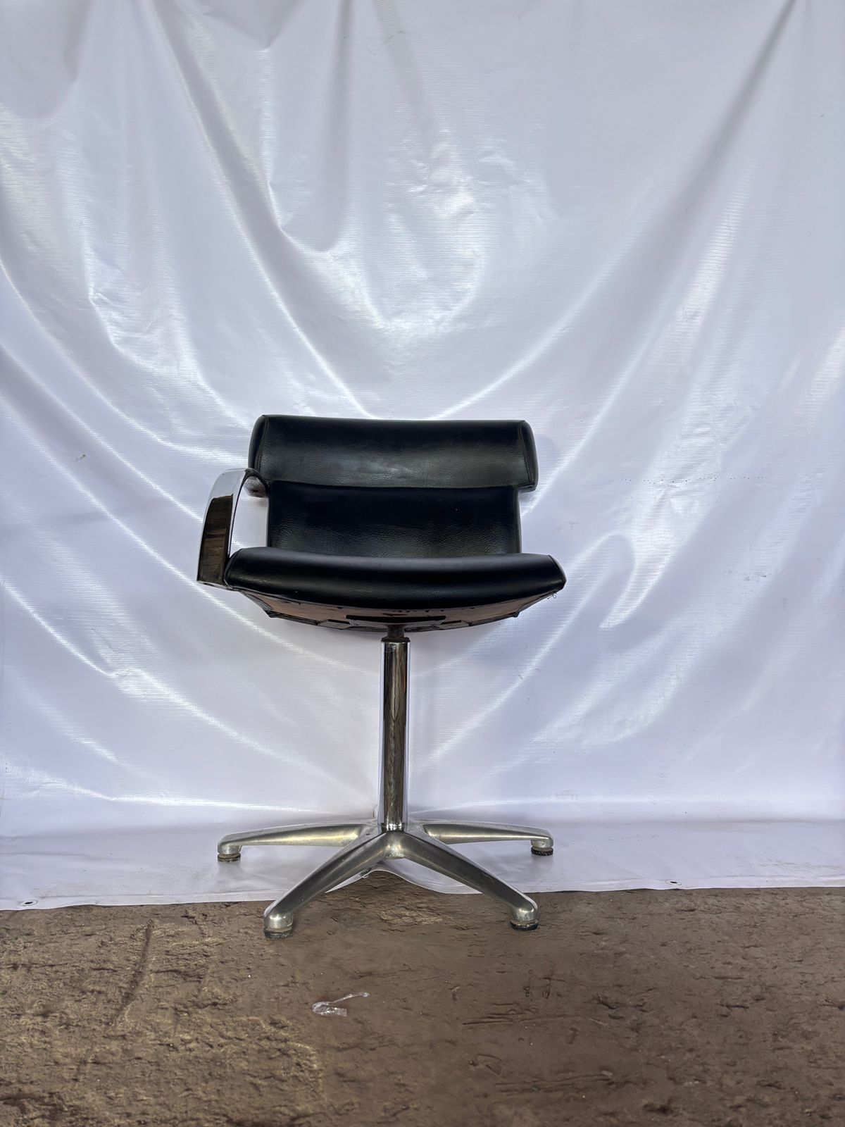 Sillas de pistón para salón/barbería – estilo clásico y resistente